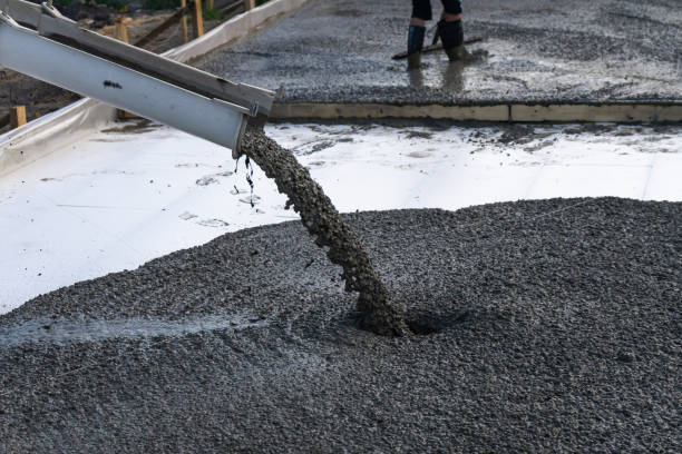 Best Affordable Concrete Contractor  in Flora, MS